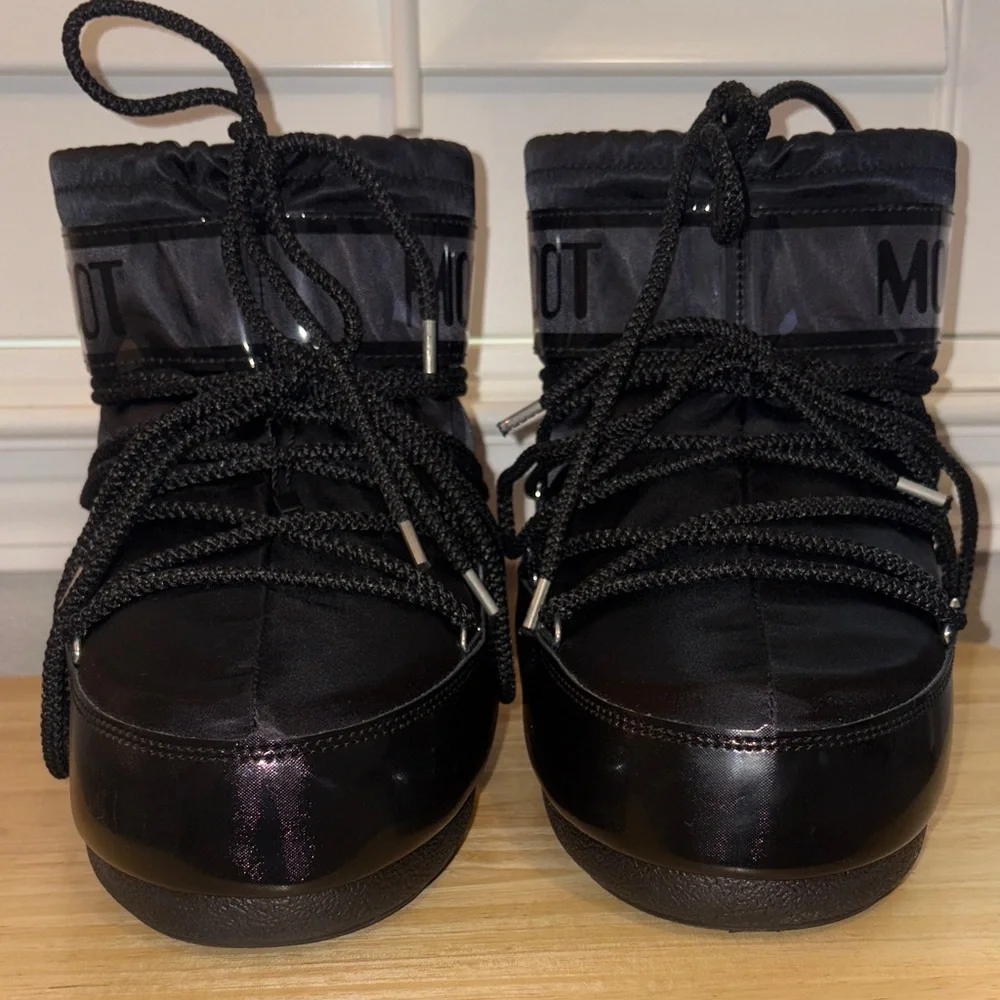 Moon Boot ICON LOW GLANCE BLACK SATIN BOOTS - Picture 5 of 13